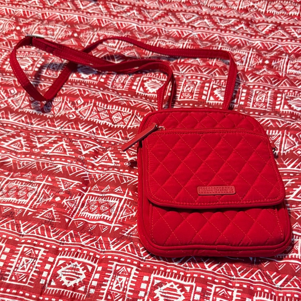 Vera Bradley Red Quilted Crossbody Bag. Great Condition. Great Organizer.